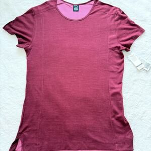 NWT!!! APL men Tshirt size XL